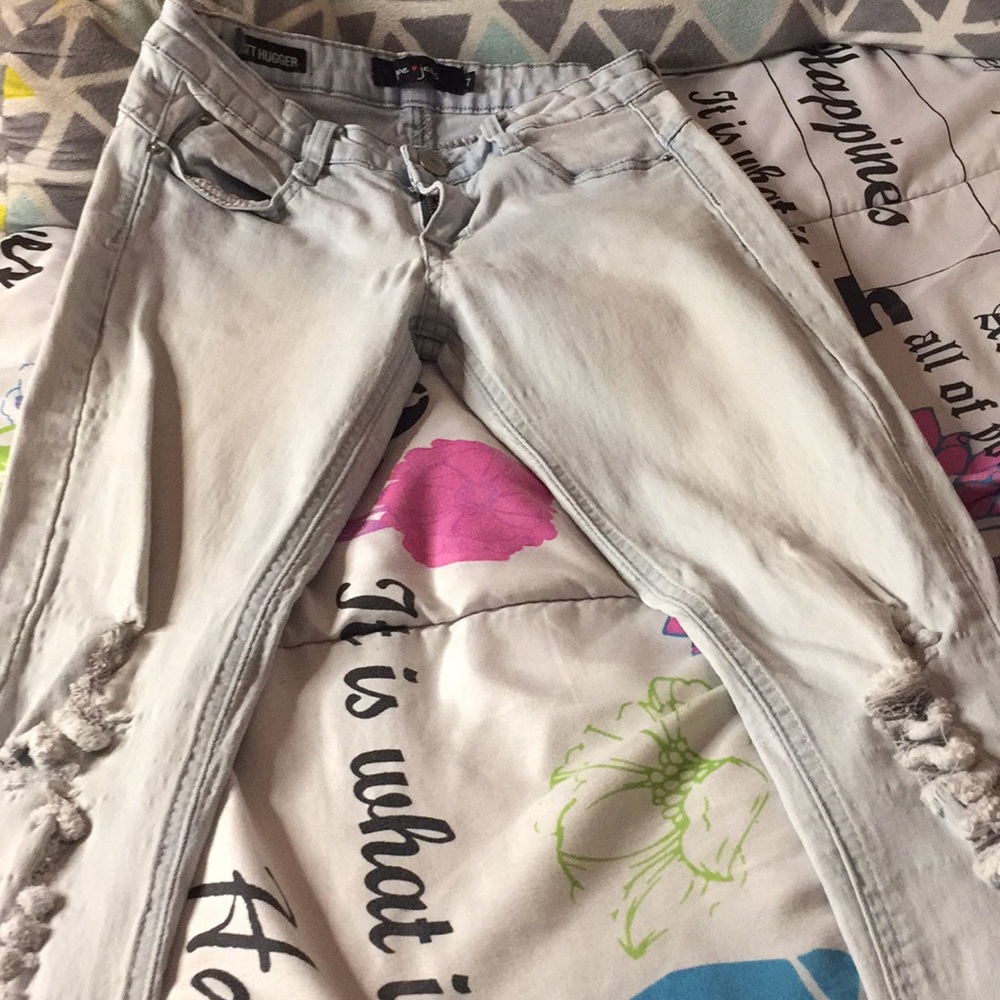 Nice white toned jeans